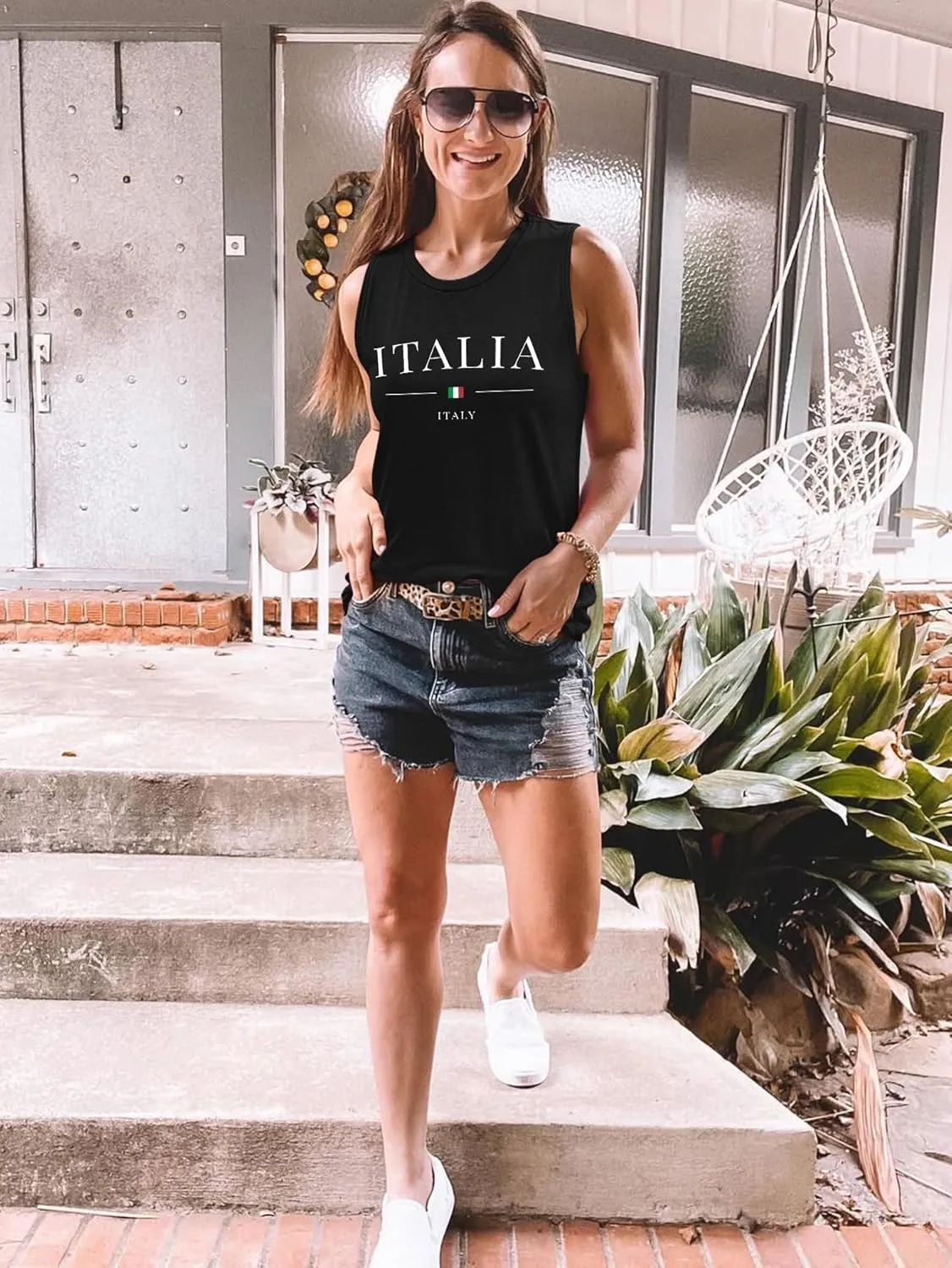 Sleeveless Tank Tops for Women 2025 Summer Casual Blouses Graphic Tees Loose Fit Crewneck Vacation Outfits Shirts