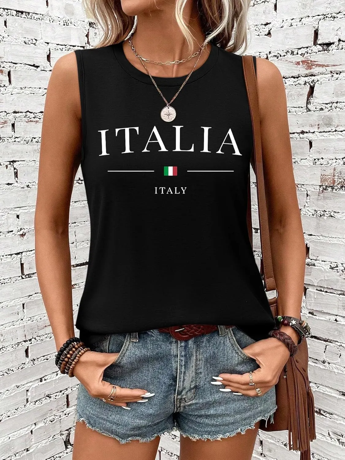 Sleeveless Tank Tops for Women 2025 Summer Casual Blouses Graphic Tees Loose Fit Crewneck Vacation Outfits Shirts