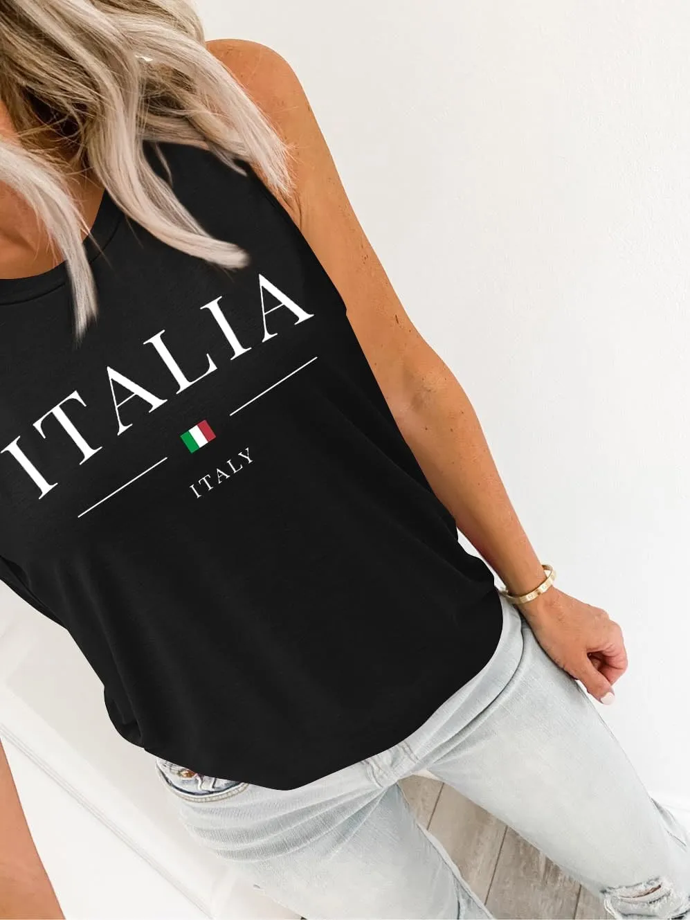 Sleeveless Tank Tops for Women 2025 Summer Casual Blouses Graphic Tees Loose Fit Crewneck Vacation Outfits Shirts